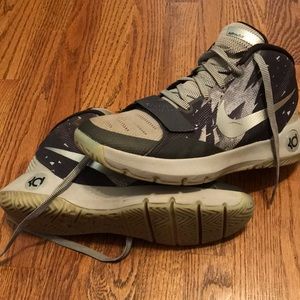 Nike KD Trey 5 cool grey